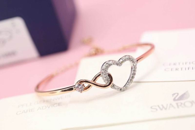 Swarovski Bracelet 03lyr31 (3)